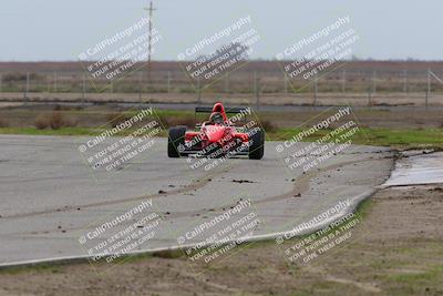 media/Jan-15-2023-CalClub SCCA (Sun) [[40bbac7715]]/Group 2/Qualifying (Sweeper)/